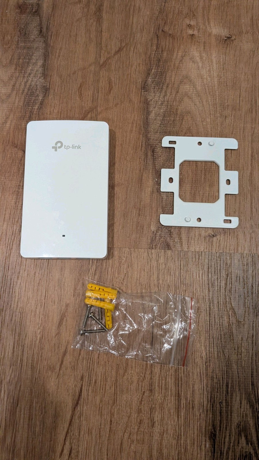 TP-Link Omada EAP615 Wall Wi-Fi Access Point