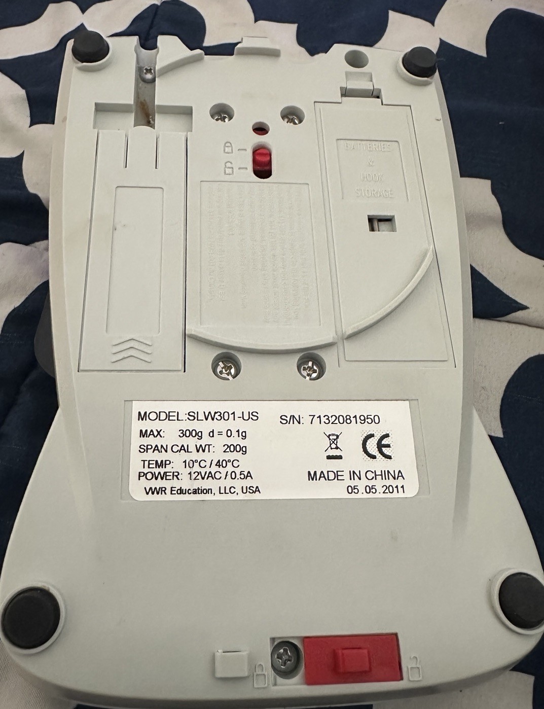 VWR Precision Top Loading Scale SLW301-US