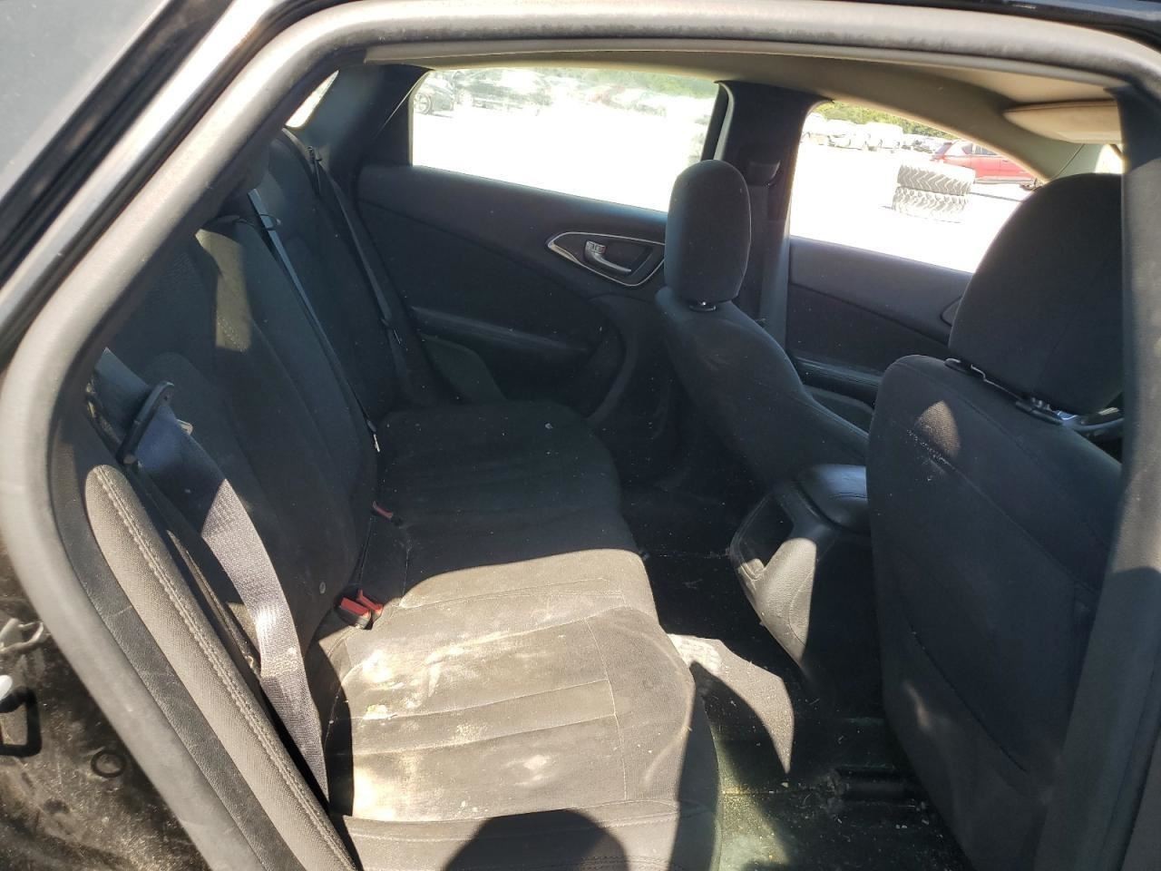 200 2016 Air Shutter 733260