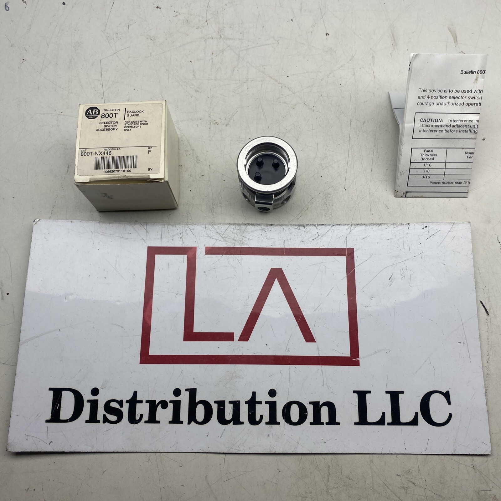 New Allen Bradley 800T-NX446