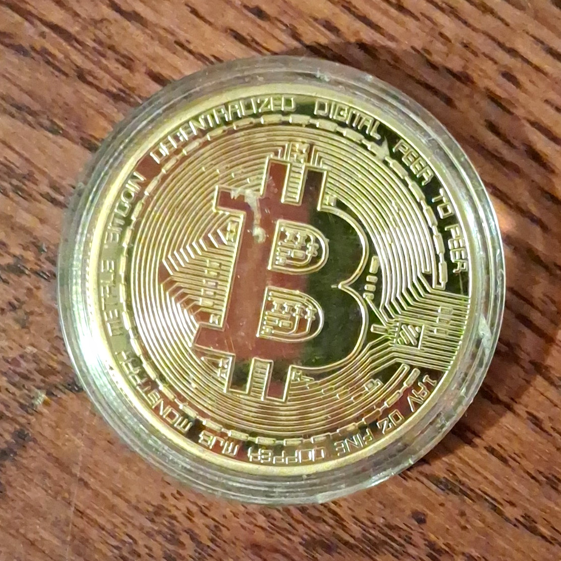 Bitcoin Crypto-Collectible Gold-Colored Physical Token/Coin in Clear Capsule