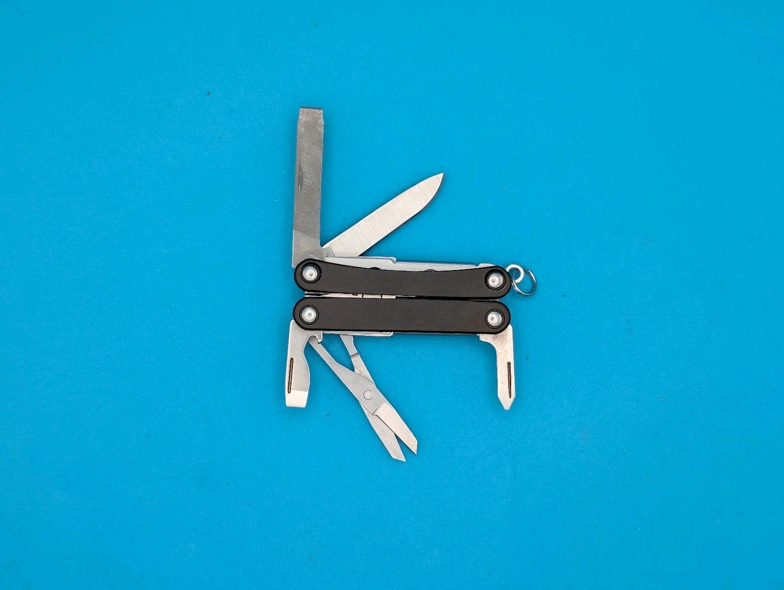 Leatherman SQUIRT PS4 Multi-Tool! BLACK! *broken scissors spring*