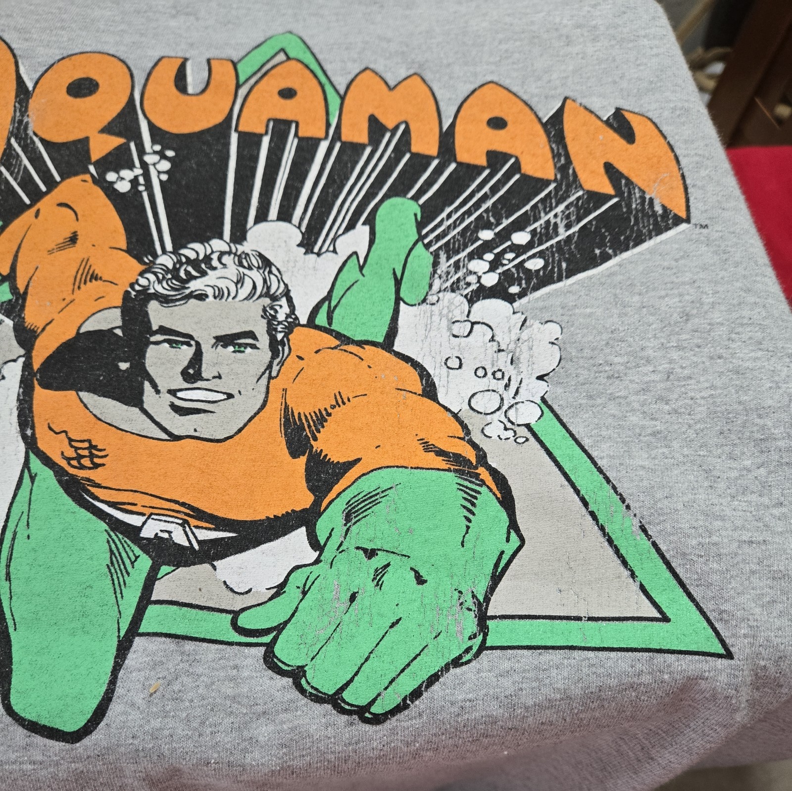 Retro Aquaman DC Comics Gray Graphic T-Shirt Medium