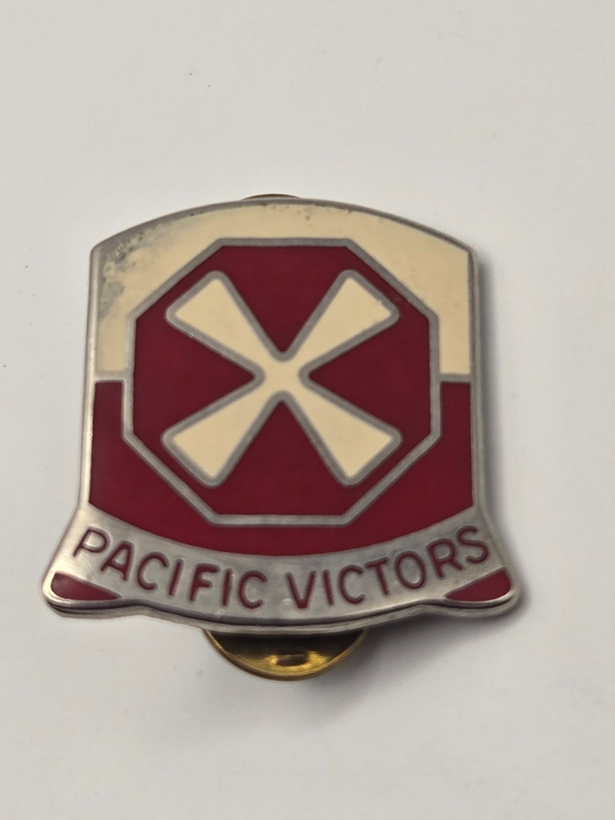 Vintage Army DUI Pin - "Pacific Victors" 8th Army