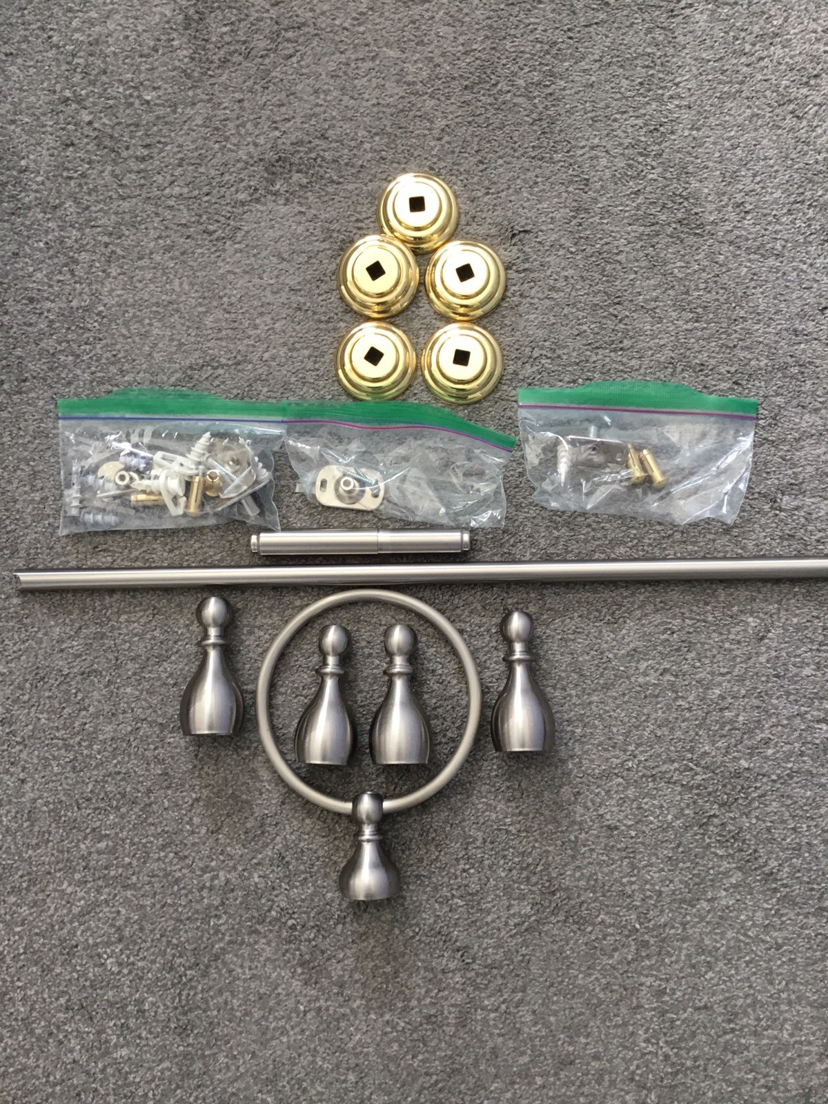 3 PEICE BATHROOM BRUSHED NICKEL AND BRASS Hardware SET - PREOWNED AND NICE
