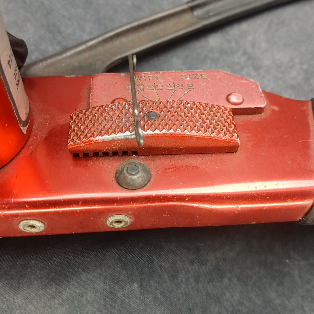 Pyle National Crimp Tool 10-20AWG Wire Size