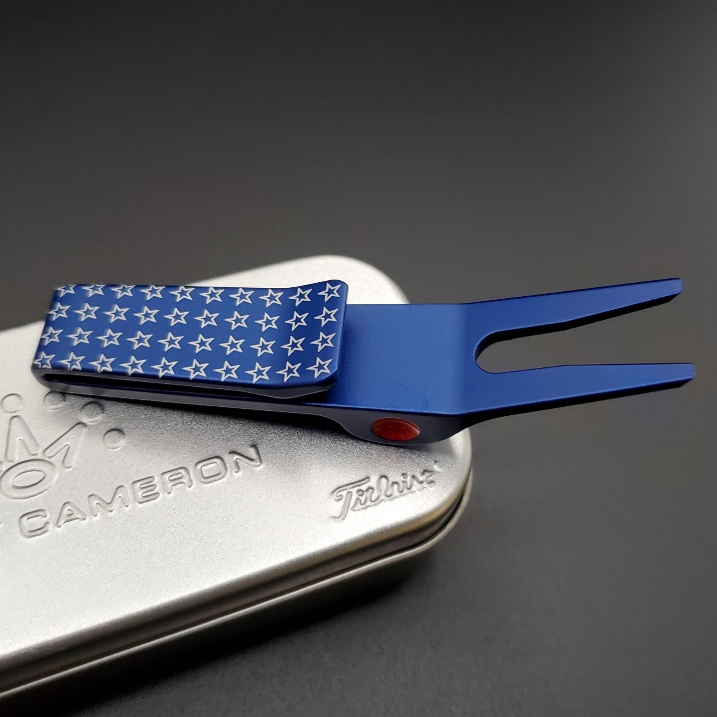 SCOTTY CAMERON 2020 USA STARS MISTED BLUE PIVOT TOOL
