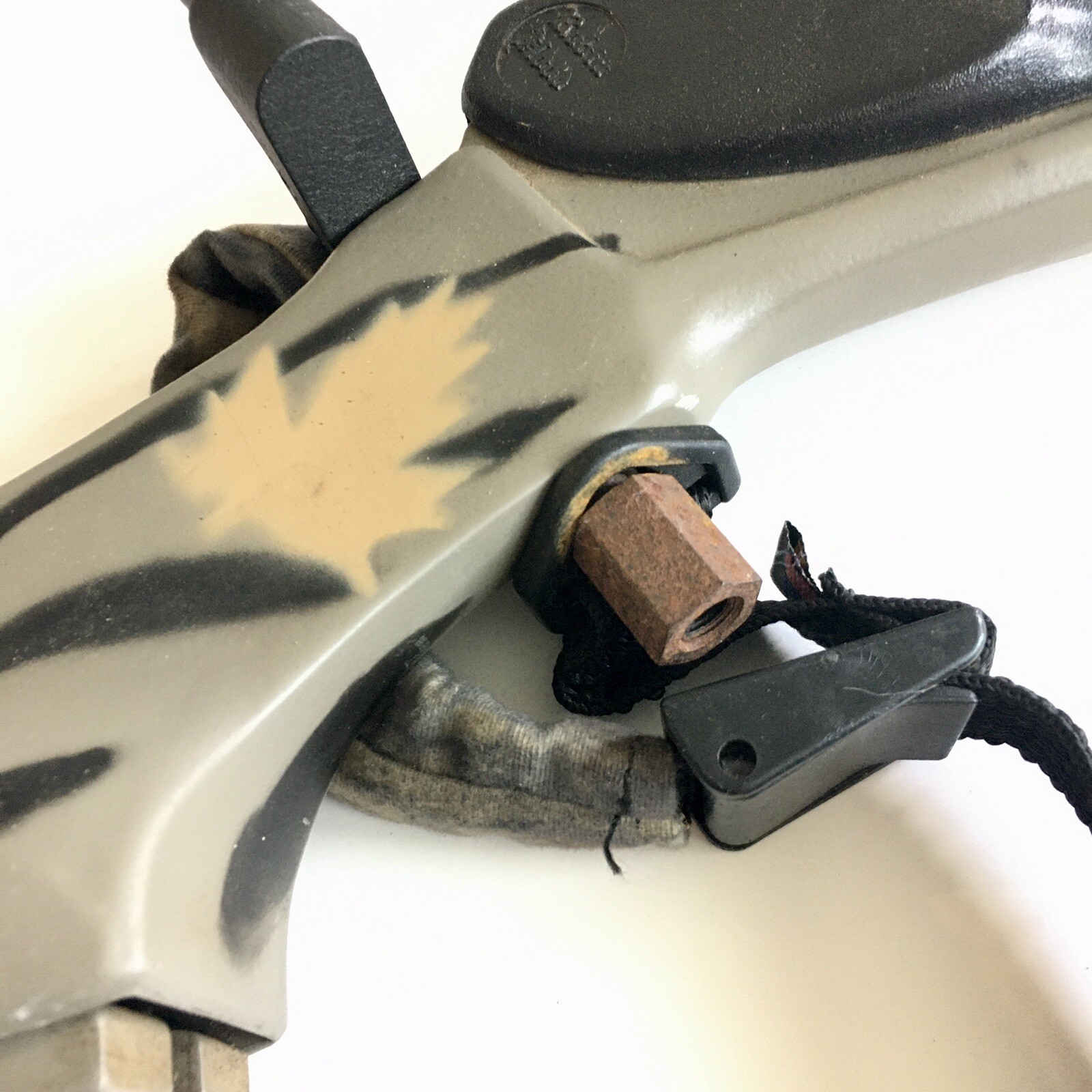 Vintage Robinhood Phoenix Bow Camouflage - Pls Read Description -