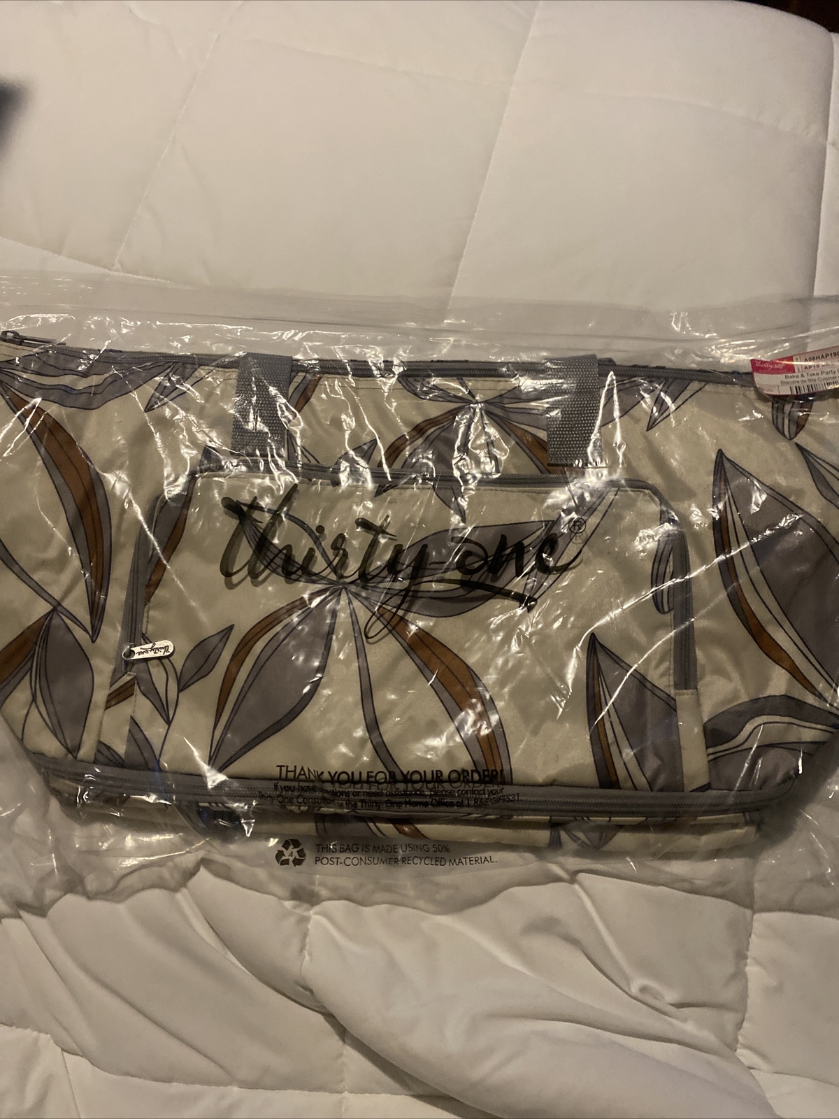 Brand New Thirty One  Bake and Take Party Cooler in "all In Neutral” Thermal
