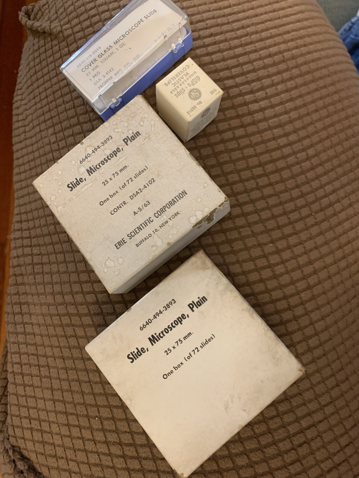 Vintage NOS Erie Scientific (approx 100) MICROSCOPE SLIDES & COVER GLASS