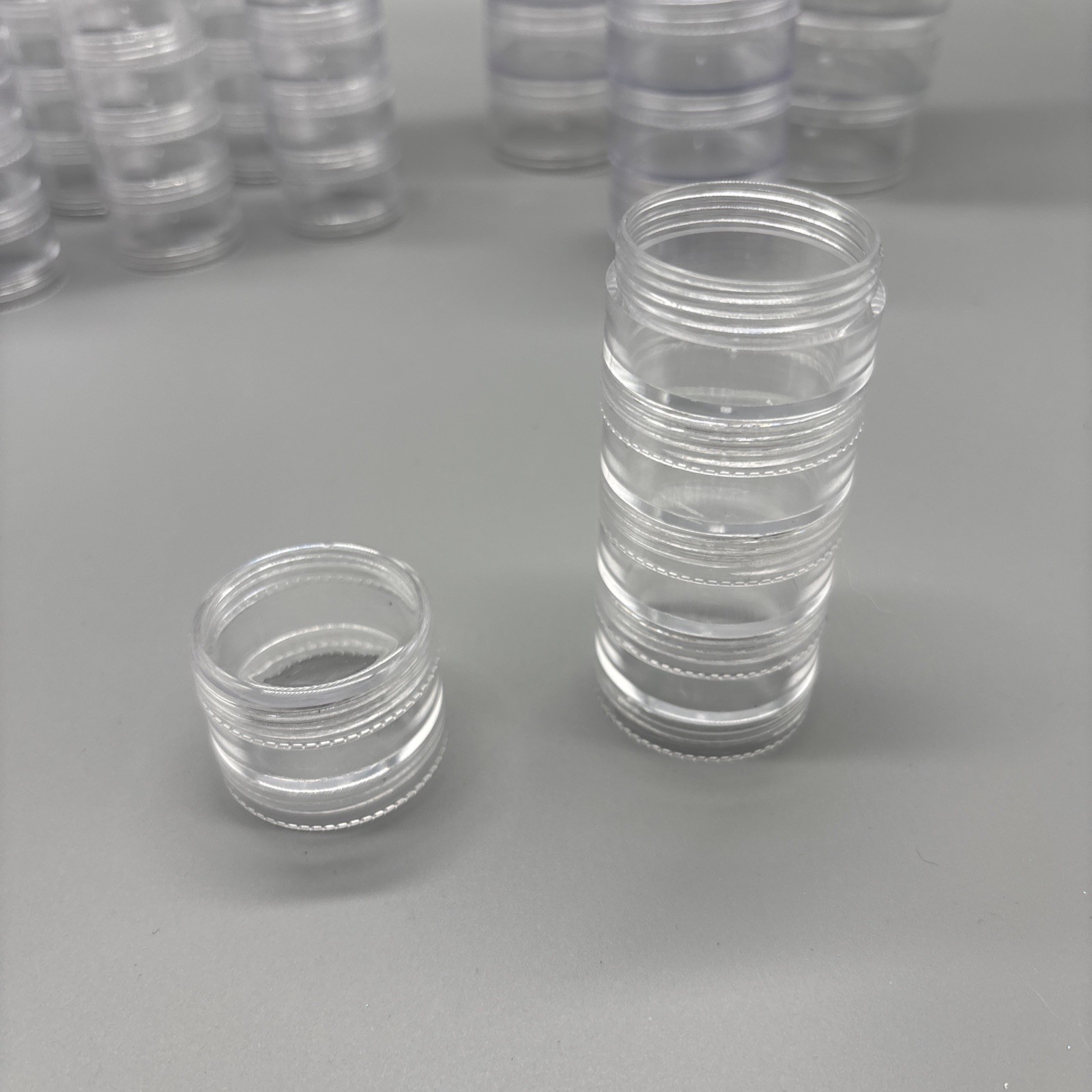Lot Of Plastic Storage Containers Layer Screw On Stackable Round Cross Stitch