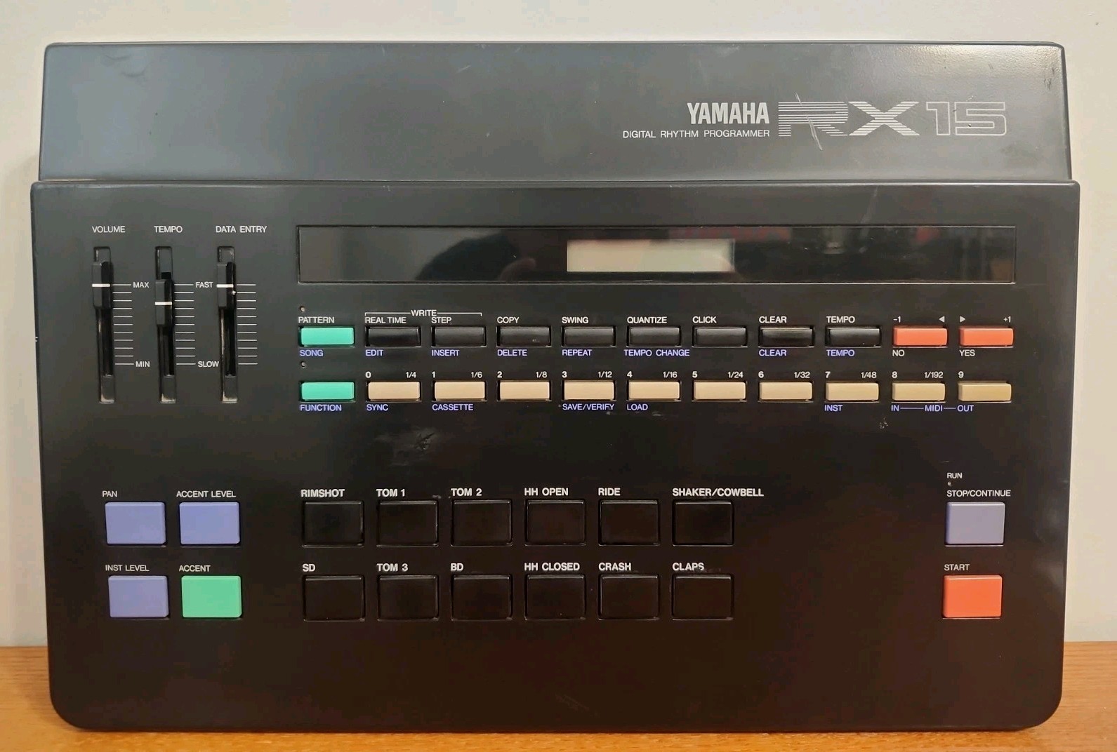 YAMAHA RX-15 Digital Rhythm Programmer Drum Machine - Tested & Working
