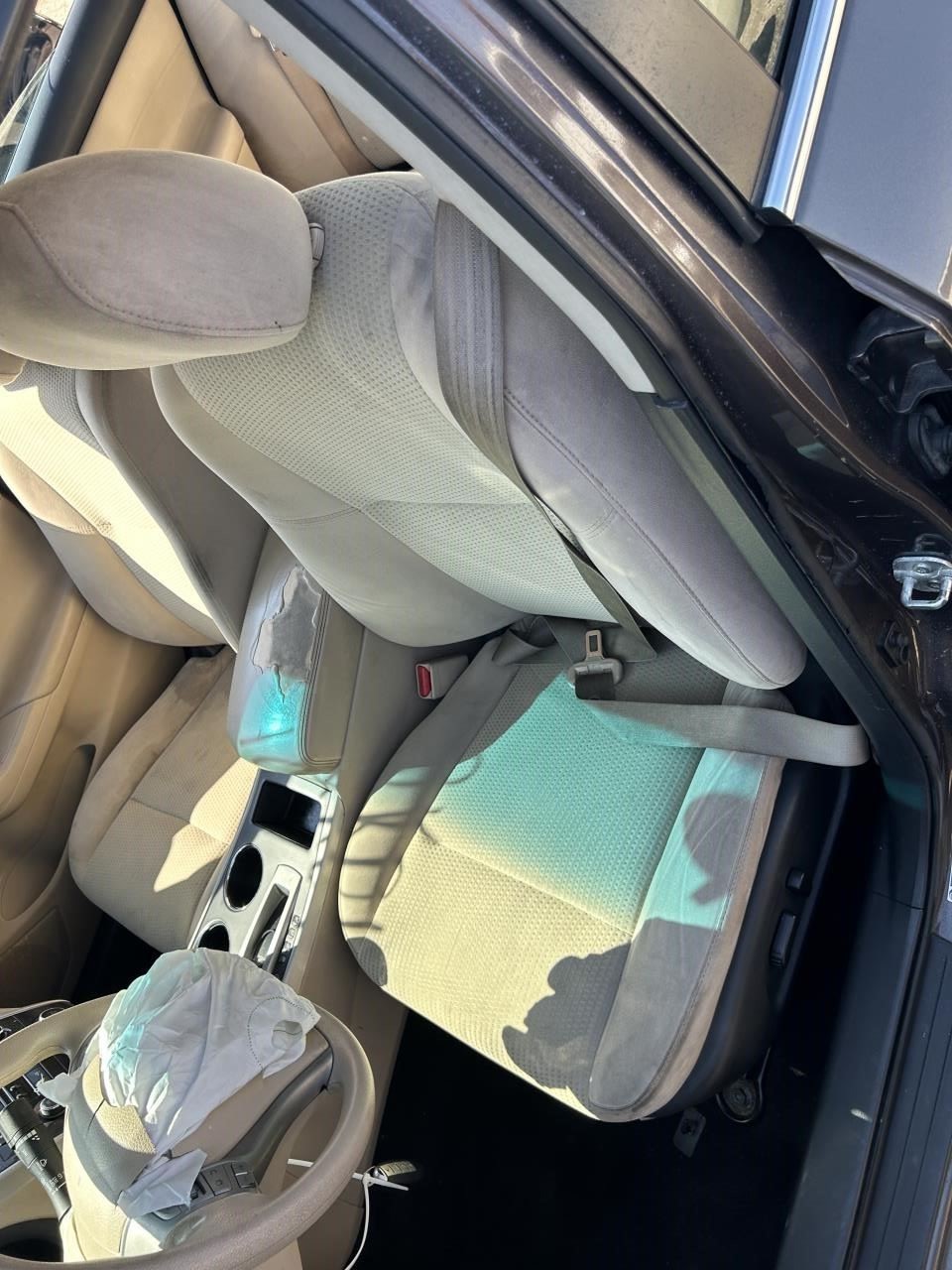 ALTIMA 2015 Fuse Box Cabin 104729607