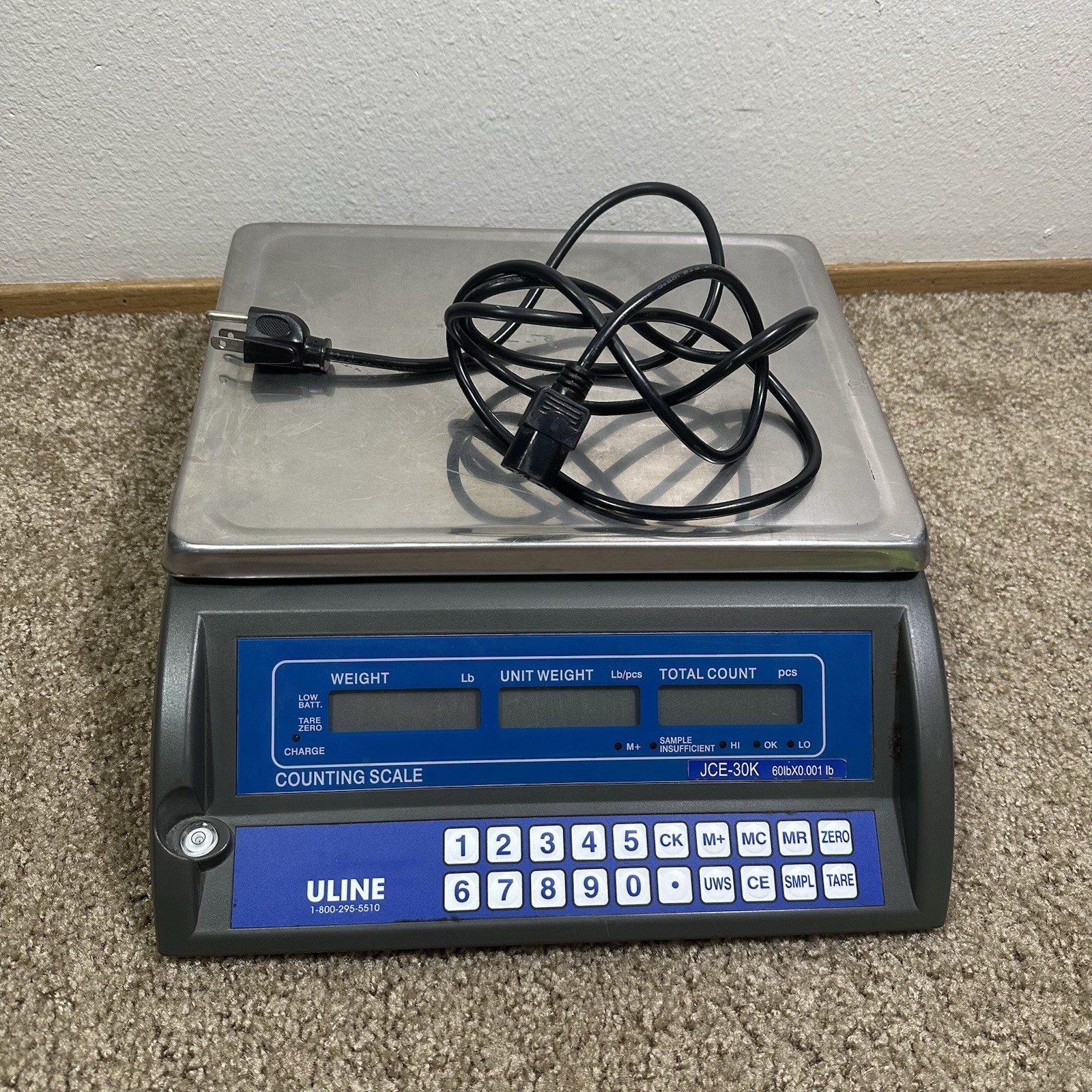 Uline JCE-30K Counting Scale, Plug, 60lbx0.002lb, (read)