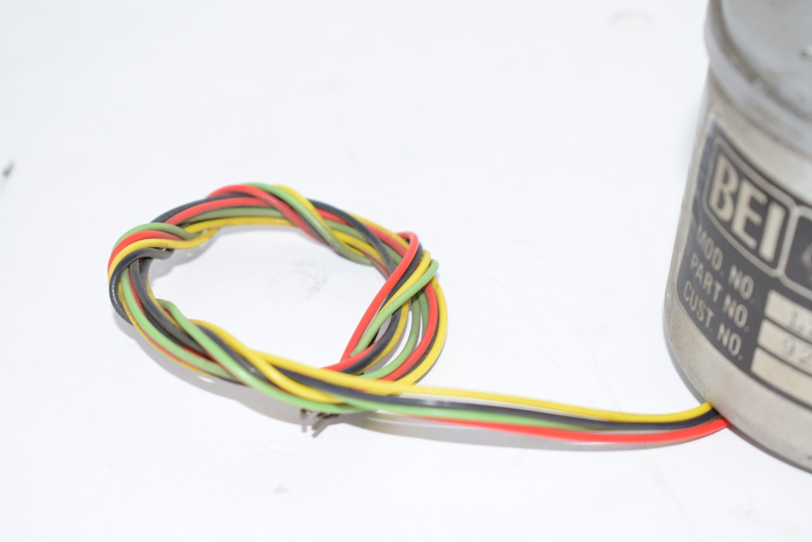 BEI Electronics Encoder L25G-F3-100-A-7404-EC18 924-01008-088
