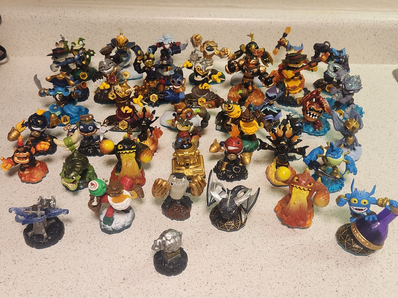 Skylanders Swap Force Nearly All Figures Low Price {combine shipping)