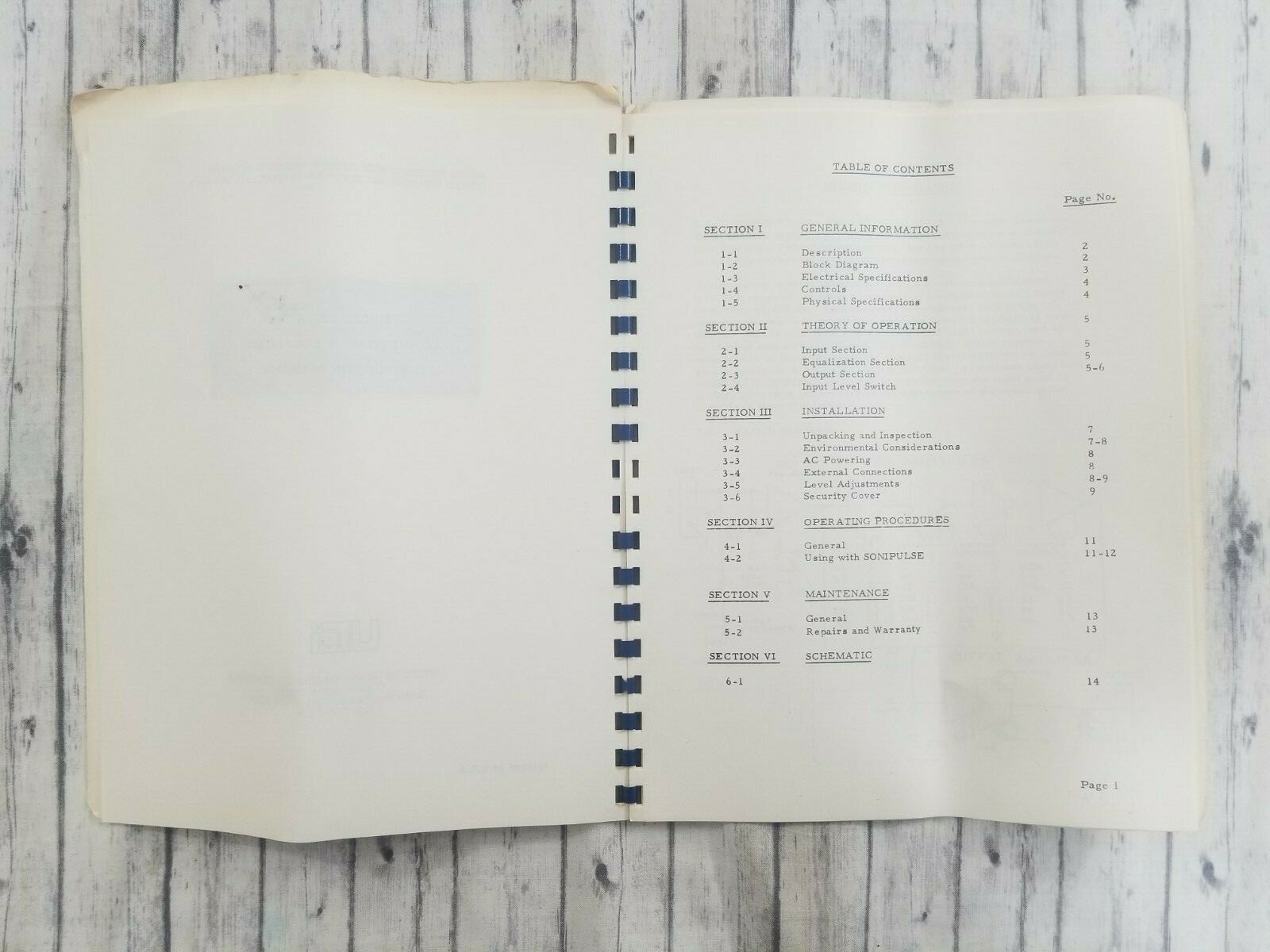 Vintage Active Graphic Equalizer Instruction Manual Model 527 A