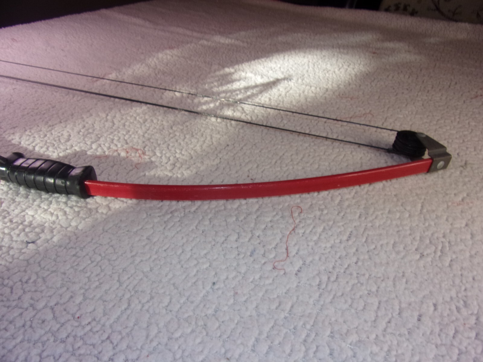 Red/Black Youth Compound Bow