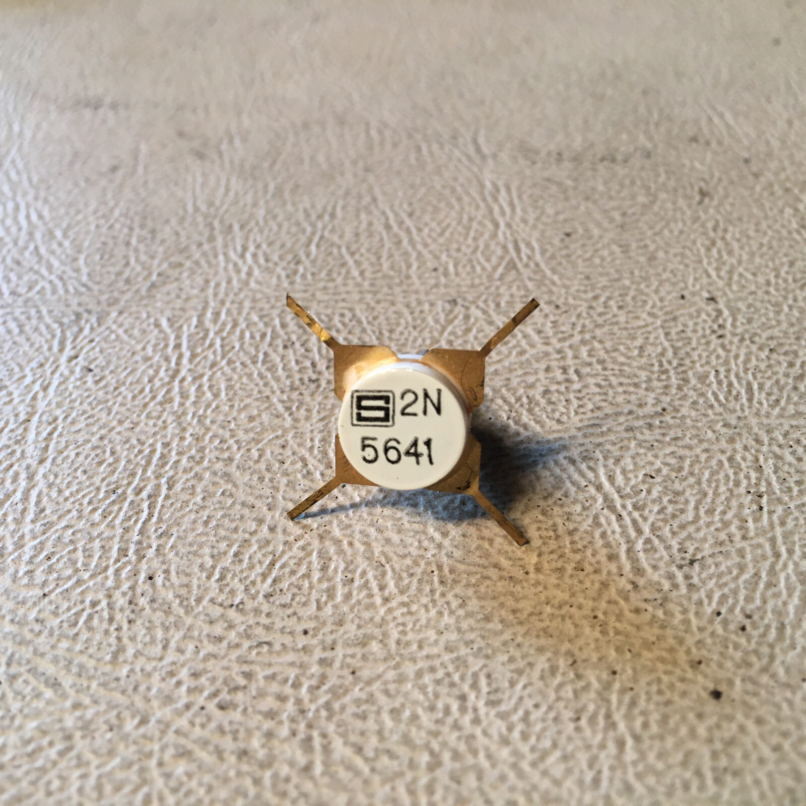 Power Transistor 2N5641,  NOS