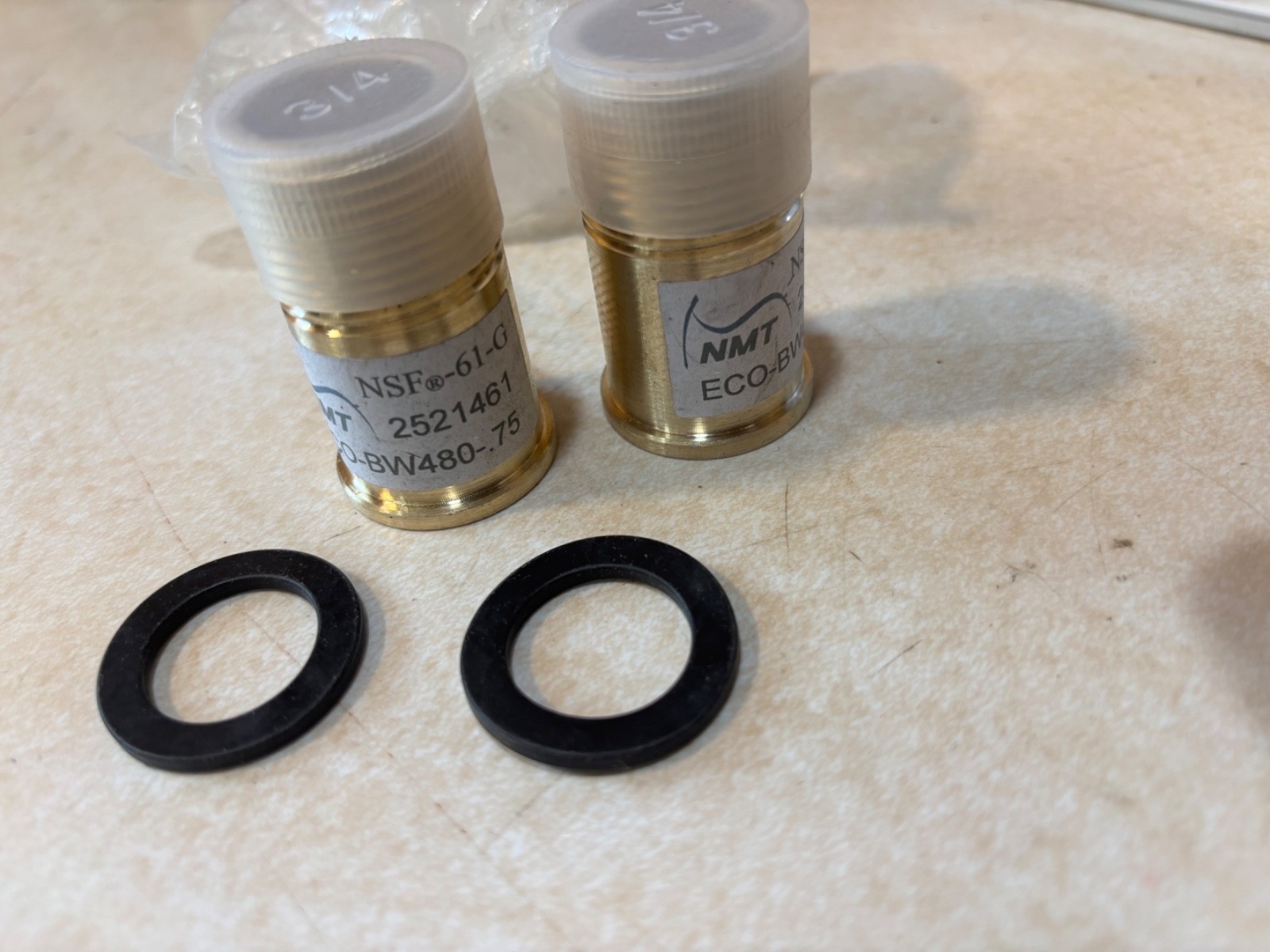 2 NEW ECO-BW480-75 BRASS WATER METER COUPLING 3/4 NORGAS CONTROLS (R2)
