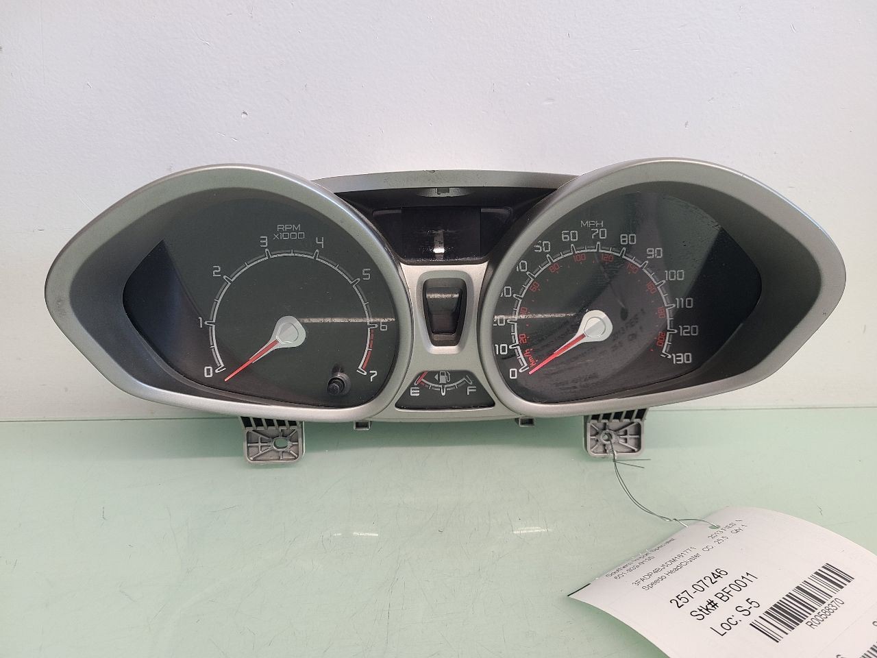 Speedometer Cluster MPH With Message Center Fits 12-13 FIESTA 588370