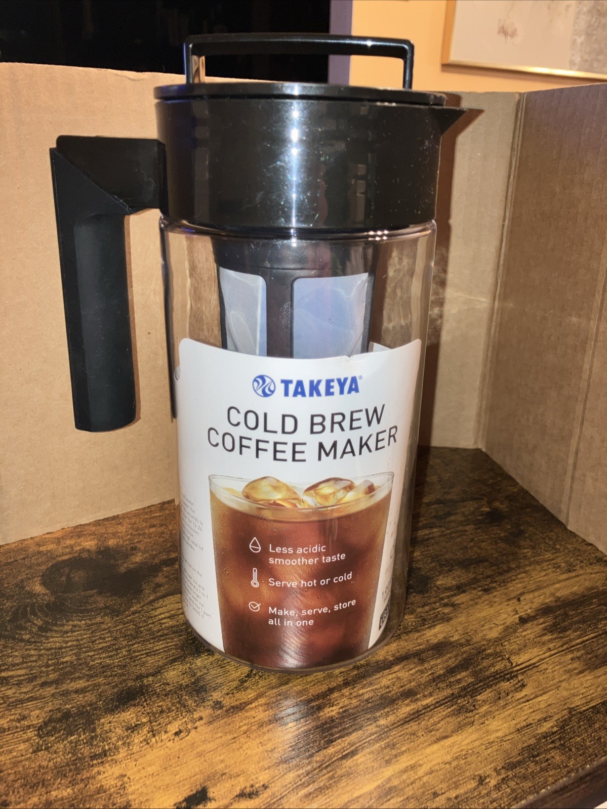 Takeya Cold Brew Coffee Maker Black Lid, Plastic, BPA Free, 1-quart Pitcher USA