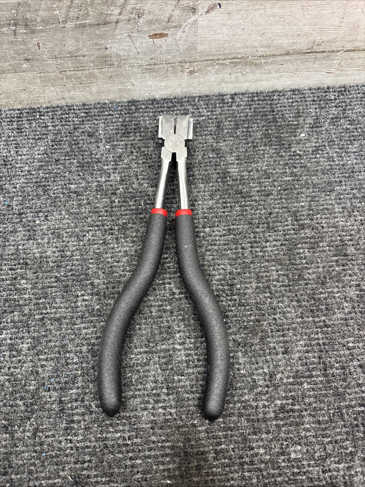 Lisle 44070 Tubing Bender Pliers for 1/4"