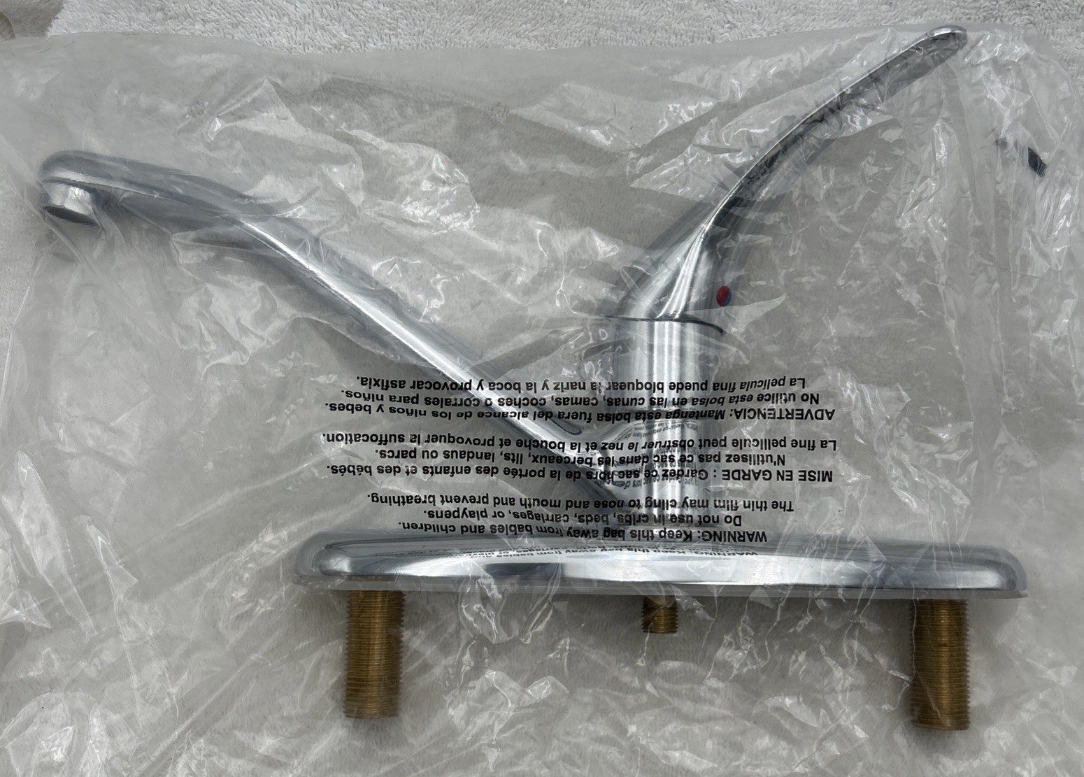 Colony Pro, Single Handle Kitchen Faucet with Side Spray
