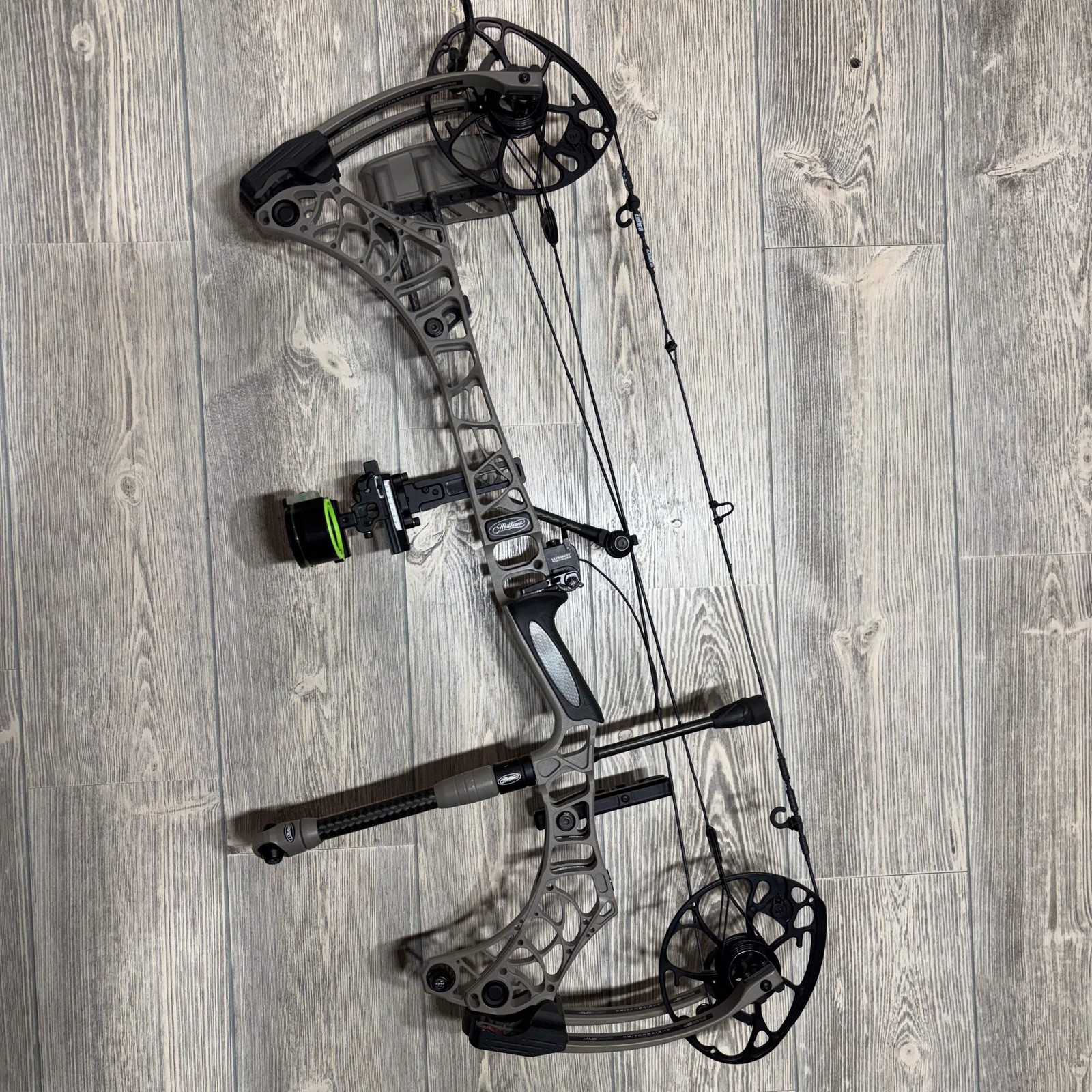 Used Mathews V3X 29 Granite RH Package