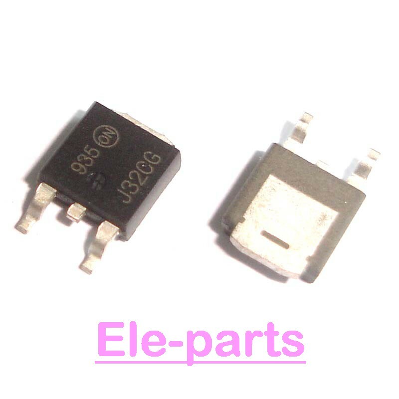 50 PCS MJD32C TO-252 MJD32 J32 Silicon PNP Power Transistors Chip