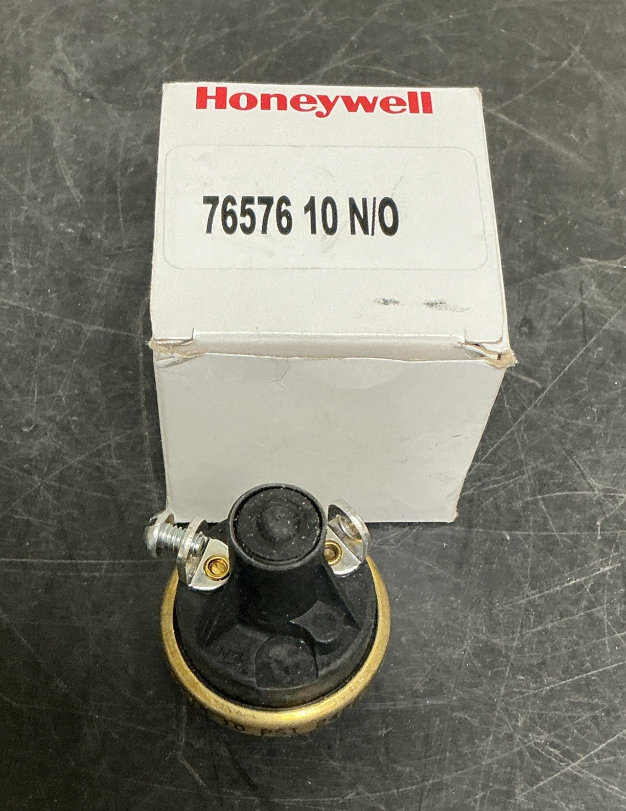 Honeywell Pressure Switch 76576 10 N/O