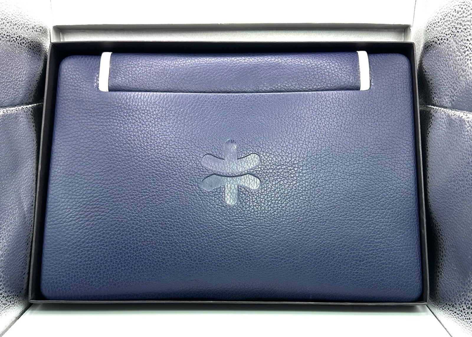 Macbook Pro Retina Display Leather Suit nap531ik