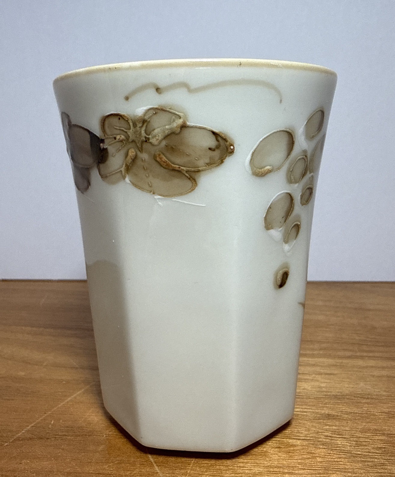 Vintage Ceramic Brown/Beige Floral Bathroom Cup w/Gold Trim Hand-painted; Japan