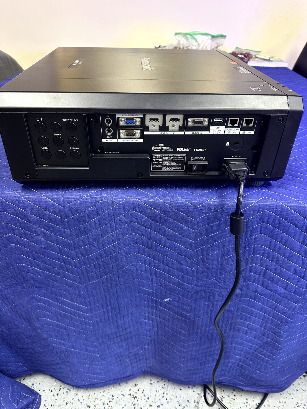 PANASONIC PT-FRQ50