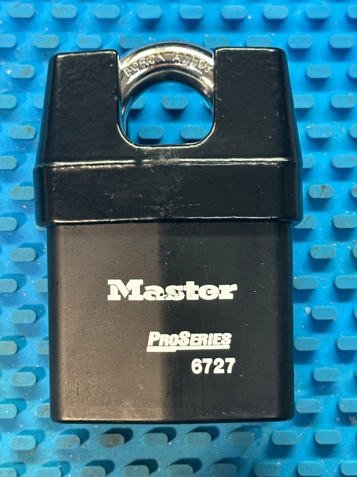 MasterLock 6727 ProSeries Padlock Installed Cylinder Schlage SC1