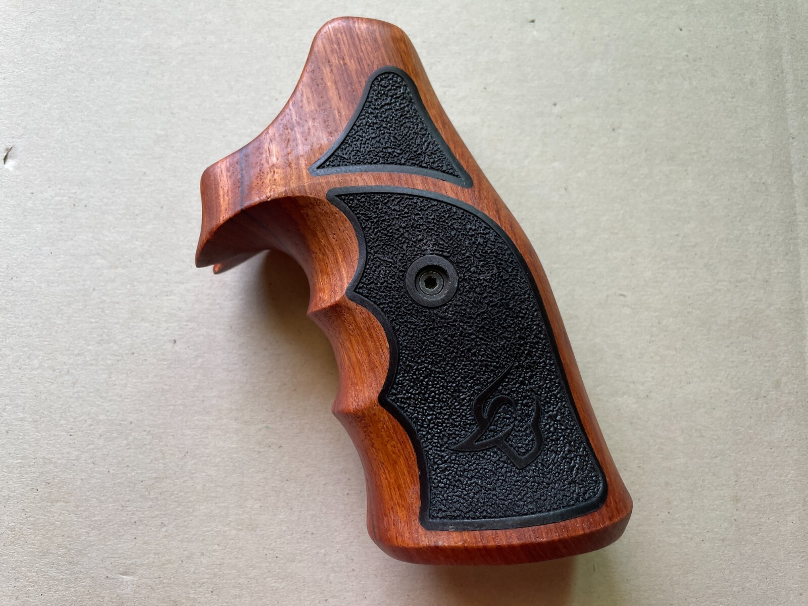 New 2Tone wood Target Grips Compatible with Taurus Medium/Large Frame Square
