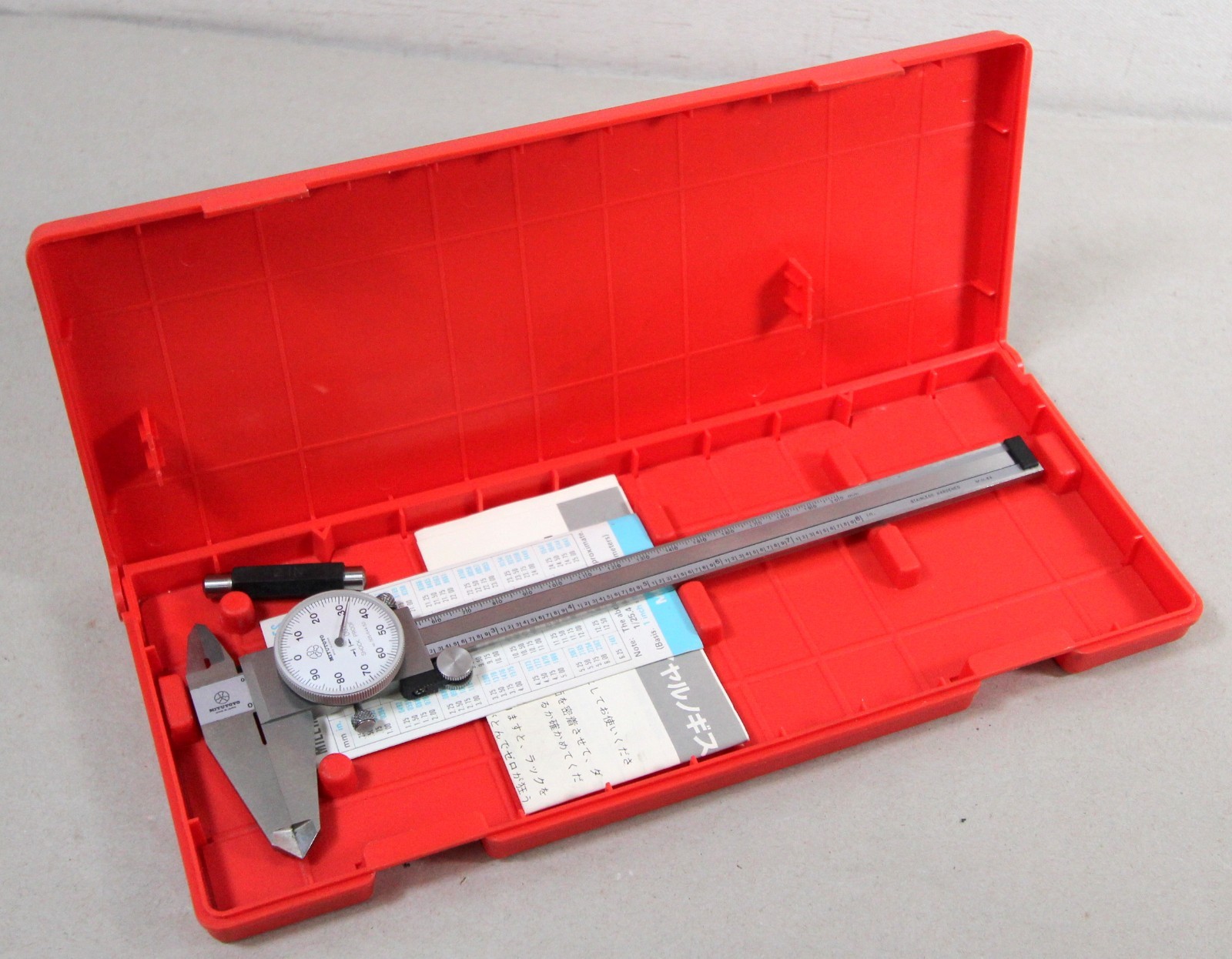 Mitutoyo 0-8" Dial Caliper With Case Shock Proof Hardened Stainless 505-644-50