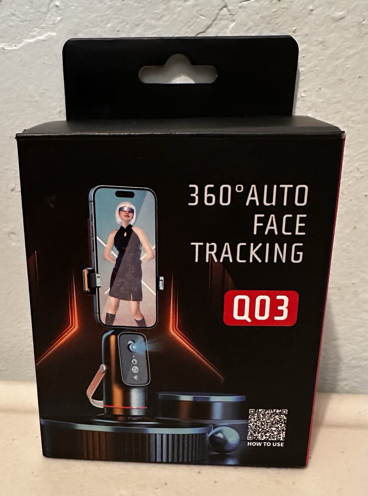 Auto Face Tracking Q03 360° Rotation Face Tracking Gimbal Stabilizer,  BRAND NEW