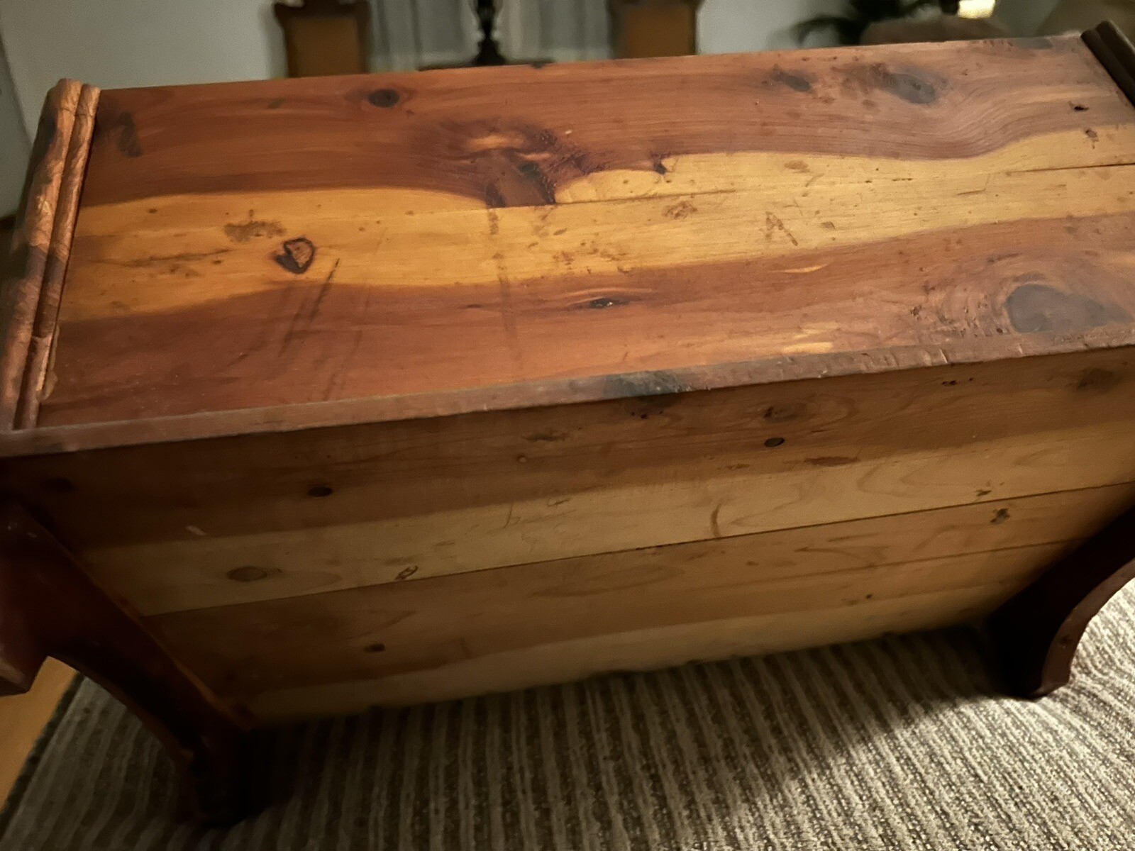 Vtg. Wooden Chest /Toy Box (lid Split )  Measures 21”X12”X12” Pick Up Only