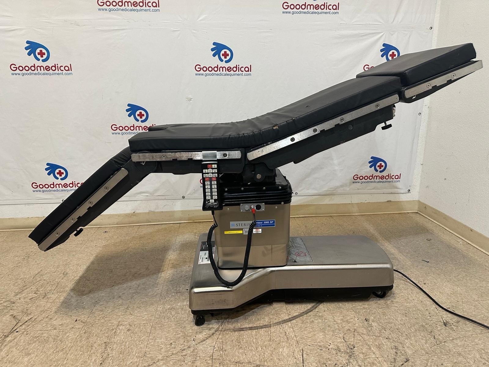STERIS AMSCO 3085 SP Surgical Operating Table – Fully Functional