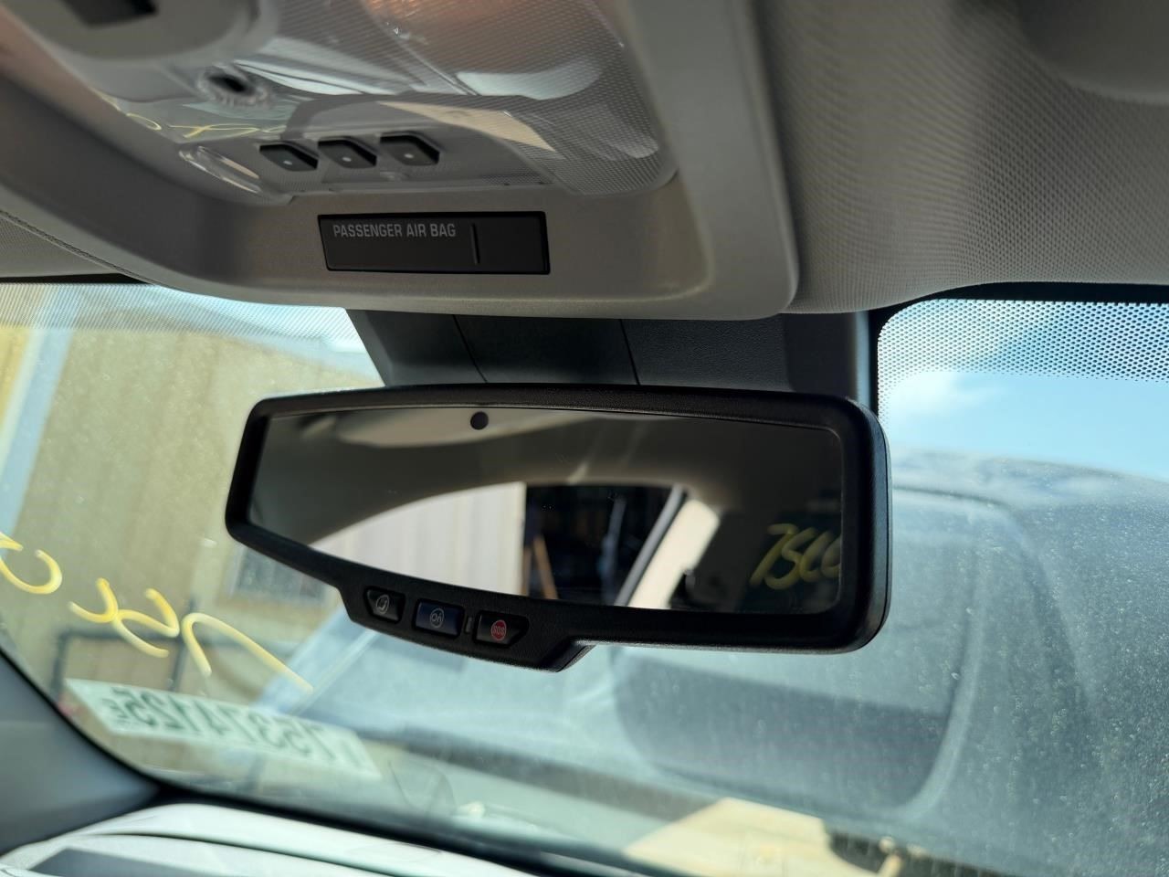 TERRAIN 2016 Antenna 104965845