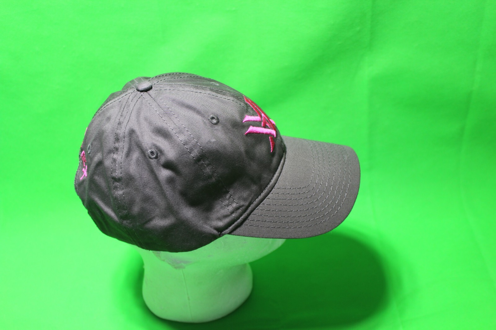 Vortex Optics Scope Hunting Women's Hat Baseball Cap Embroidered Gray Pink