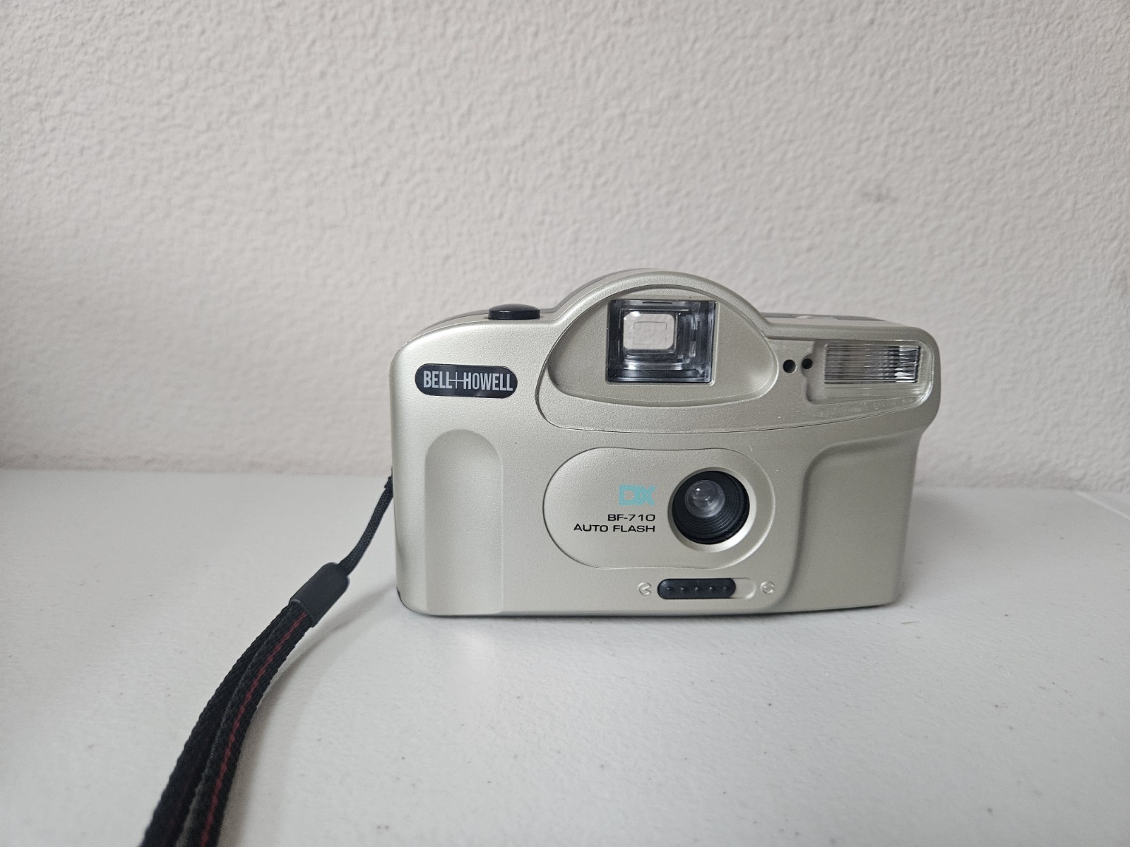 Bell & Howell BF-710 35mm Fully Automatic Film Camera