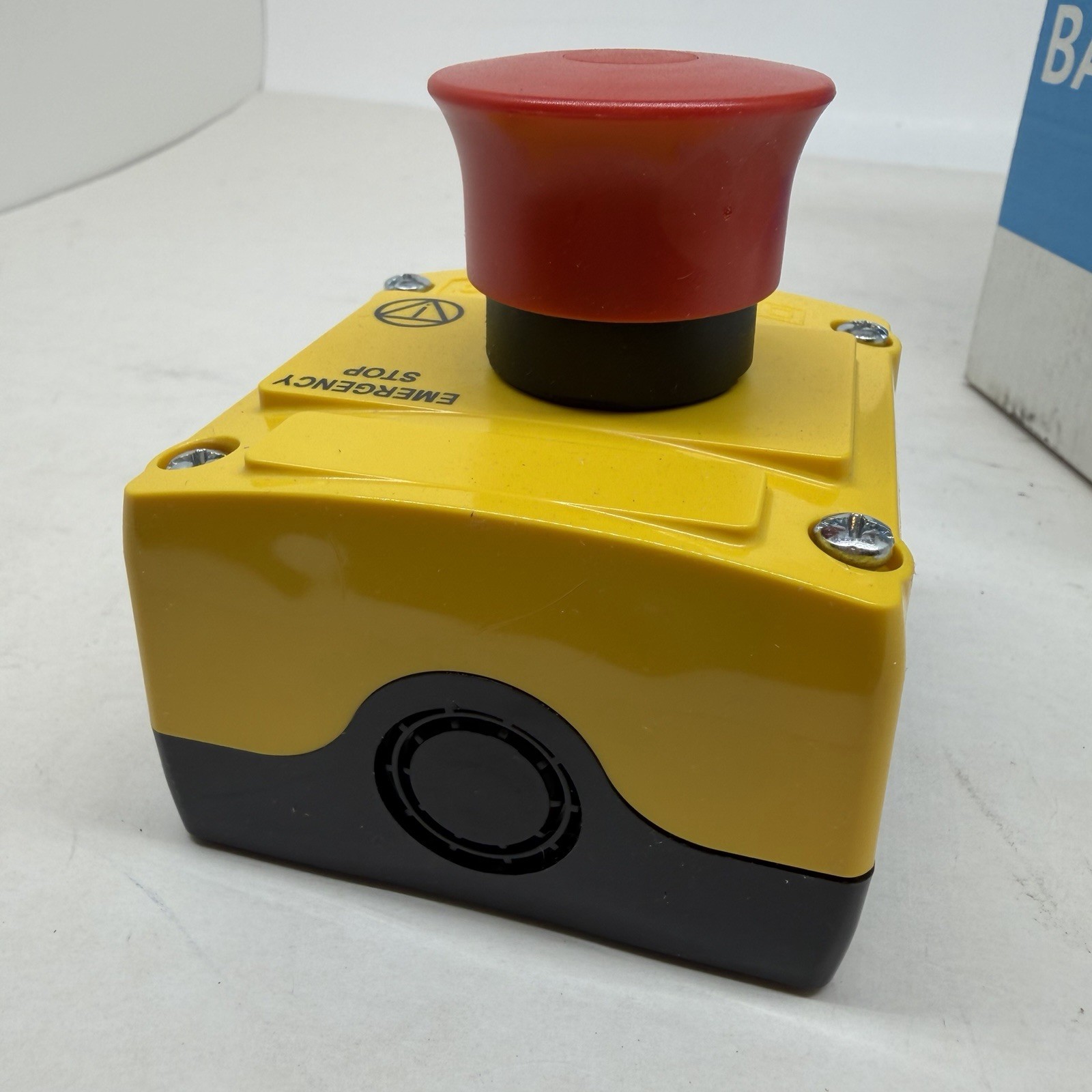 BACO LBX15301 224-219 Push-Pull Emergency Stop in Enclosure
