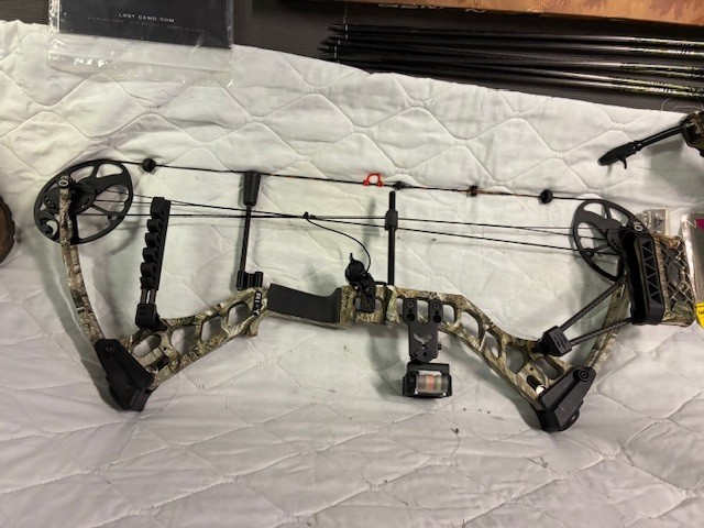 Mission by Mathews Riot Compound Bow