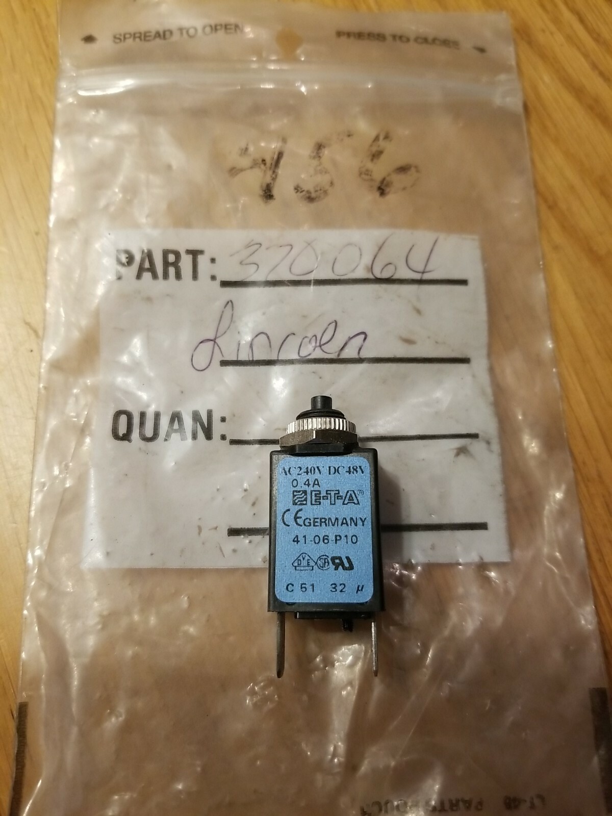 LINCOLN, 370064 CIRCUIT BREAKER ASSY .4 AMP NEW