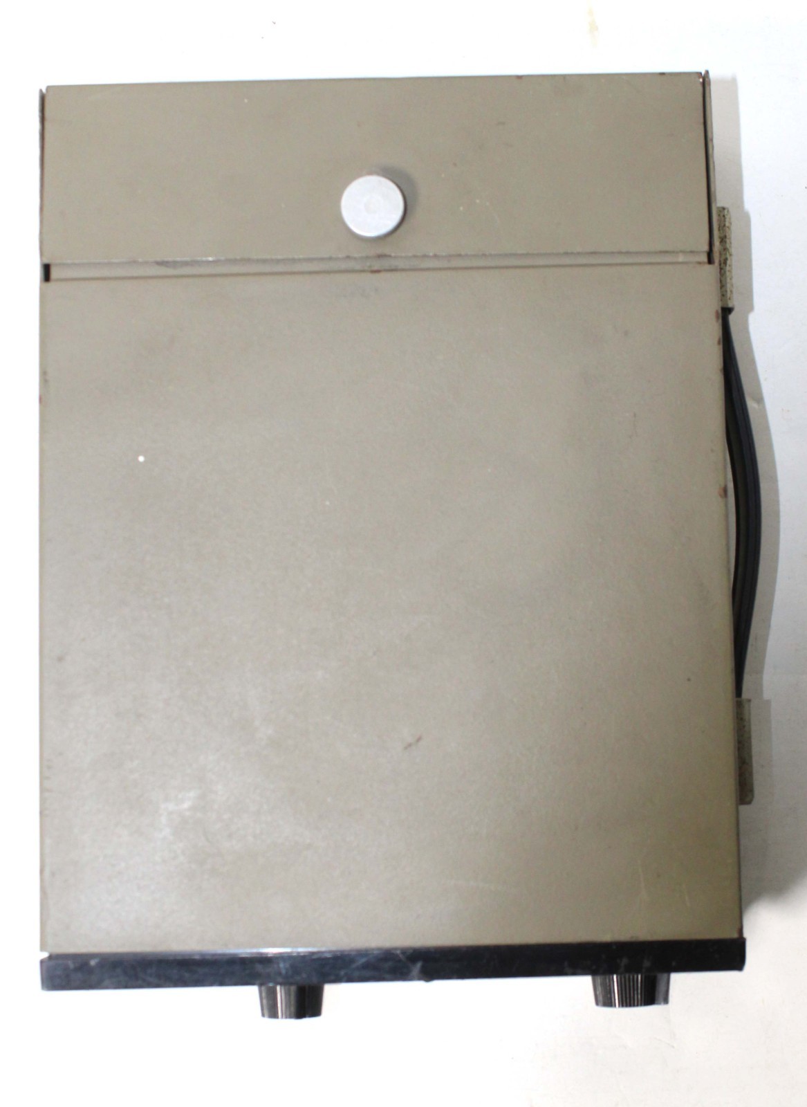 B&K MODEL 1243 DIGITAL I.C. COLOR GENERATOR
