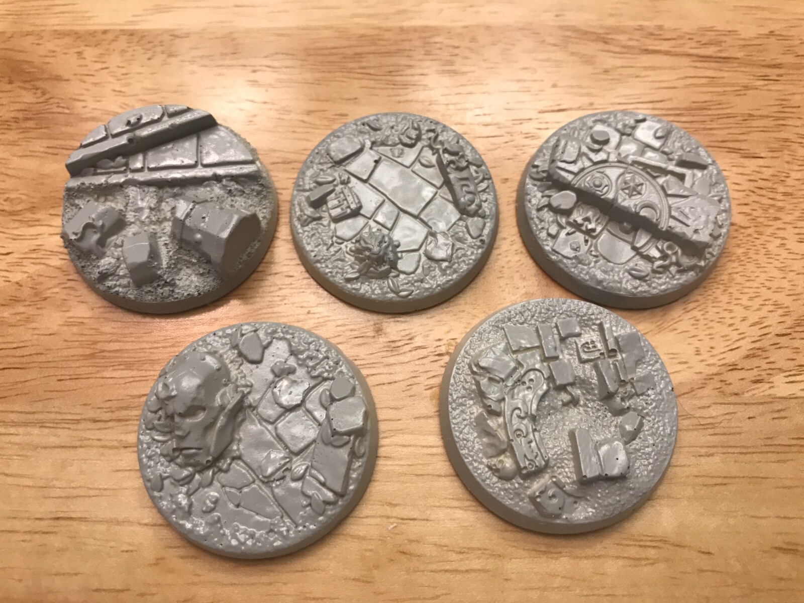 Warhammer Fantasy Age of Sigmar City Ruin Five (5) 40mm round resin bases_Set #3