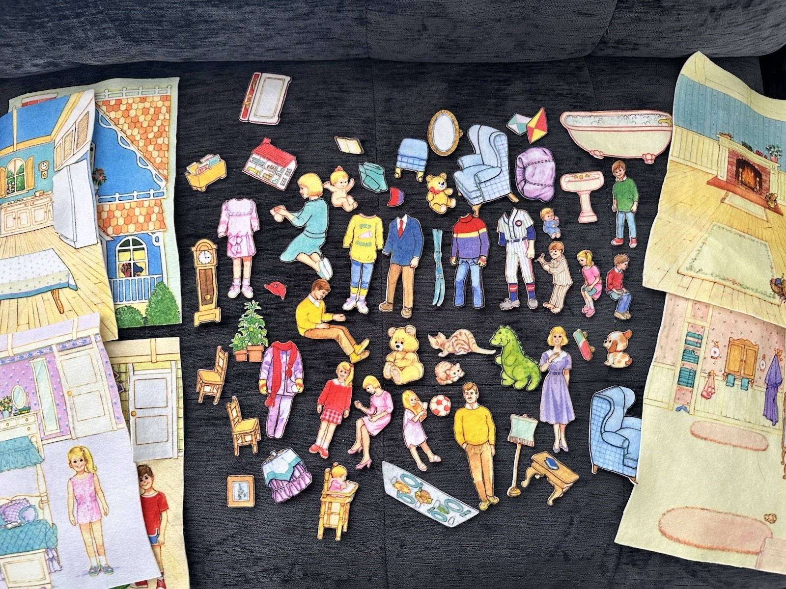 Flannel Graph Felt Large Lot Of People, Things, And 6 Scenes. Precut Dollhouse