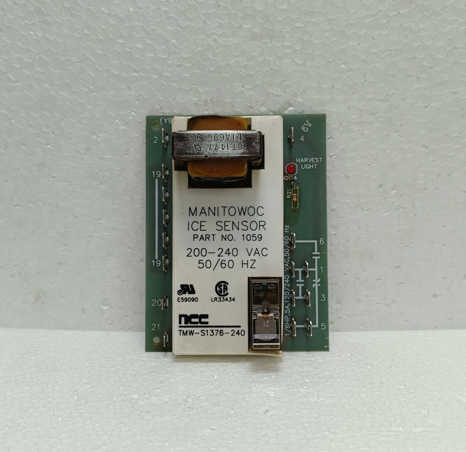 Manitowoc 1059 Ice Thickness Sensor Control Board 200-240V New Surplus